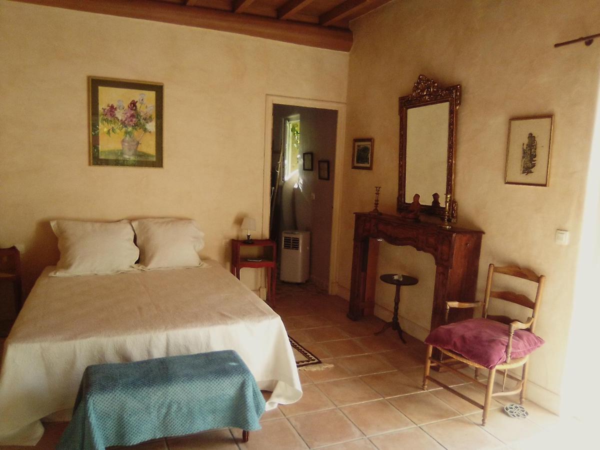 مبيت وإفطار LʼIsle-sur-la-Sorgue Le Domaine De Belle المظهر الخارجي الصورة
